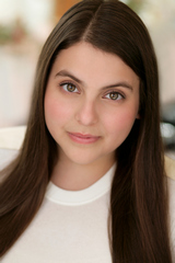 Beanie Feldstein